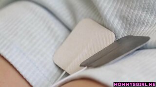 Stepmom kaj ŝia tighty knabino kontentigita#? iu alia