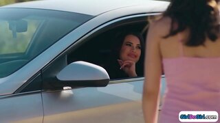 E toru super hot college girls hanga i roto i runga i te moenga.E rua o ratou e u i runga i to ratou redhead hoa tits tonu tetahi i mua i te e horomiti nei tona 19yo gfs teen topanga i facesitting te redhead.Te kotiro taiohi kai teen topanga a ka rapirapi ratou ia vetahi teen topanga ratou tae noa ki te cum