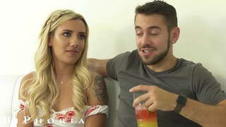 دختر می خواهد به خورد دیک برای تولد او